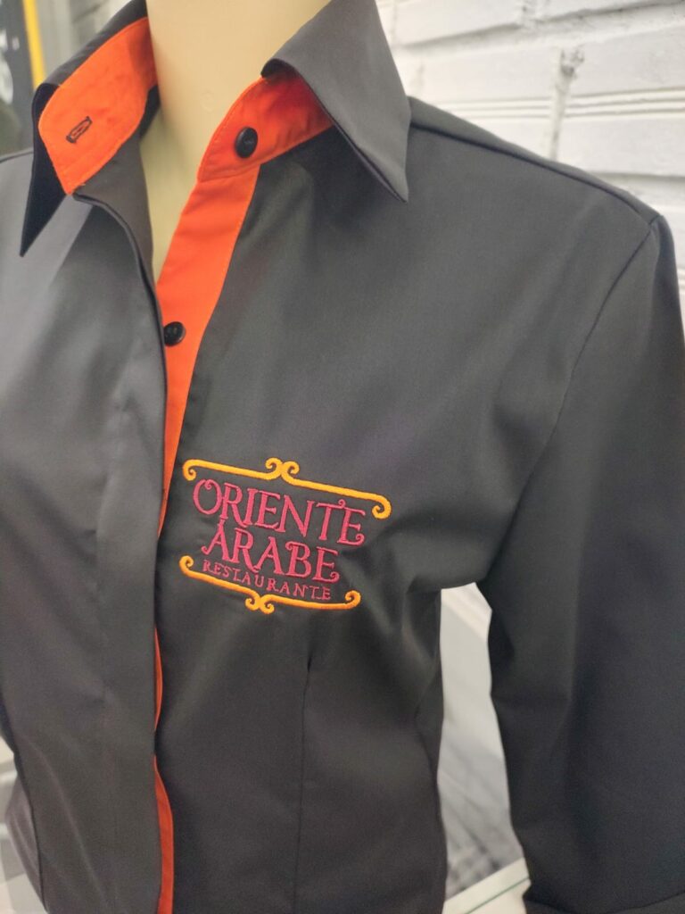 camisa social com detalhes para restaurantes e comércio em Curitiba