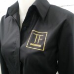 Camisa Social Preta com logo bordada Camisa Social Feminina - Uniformes Profissionais Alfatex